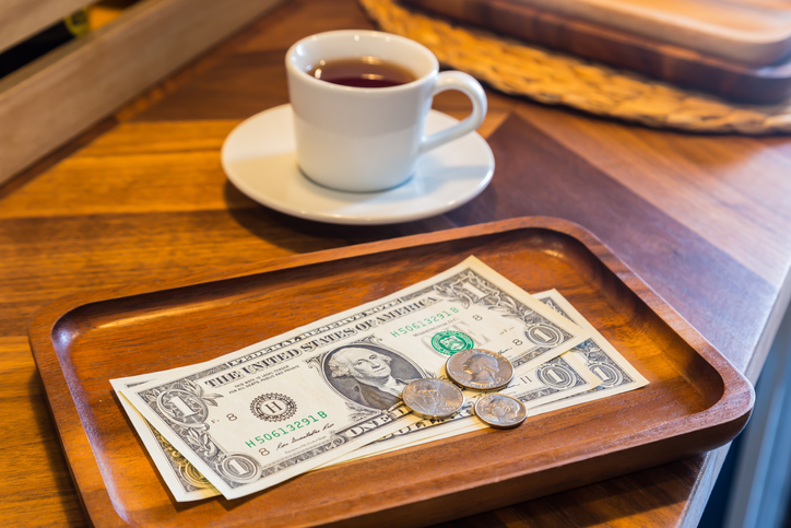 How Will Tipping Work in a Cashless Hotel