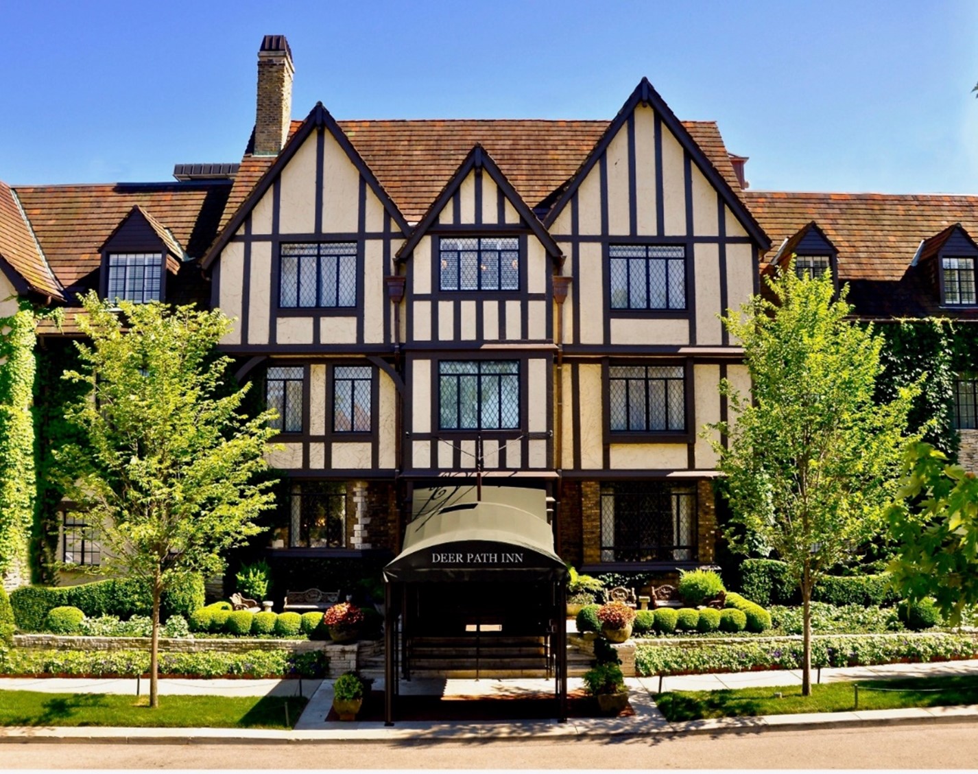 Thoughtful Sleep Program Setup at the Deer Path Inn as an Example for All Independent Hotels